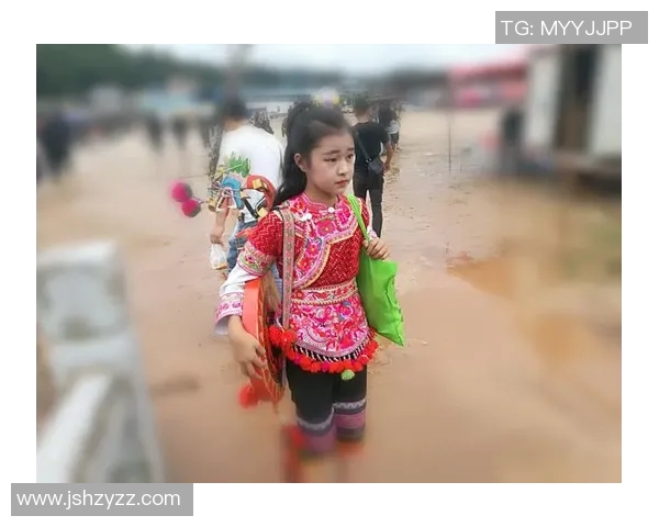 夺冠足球把梦想与激情融汇成辉煌成就的传奇之路